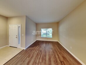 12122 Fern Blossom Dr in Gibsonton, FL - Building Photo - Building Photo