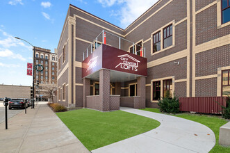 City Center Lofts in Green Bay, WI - Foto de edificio - Building Photo