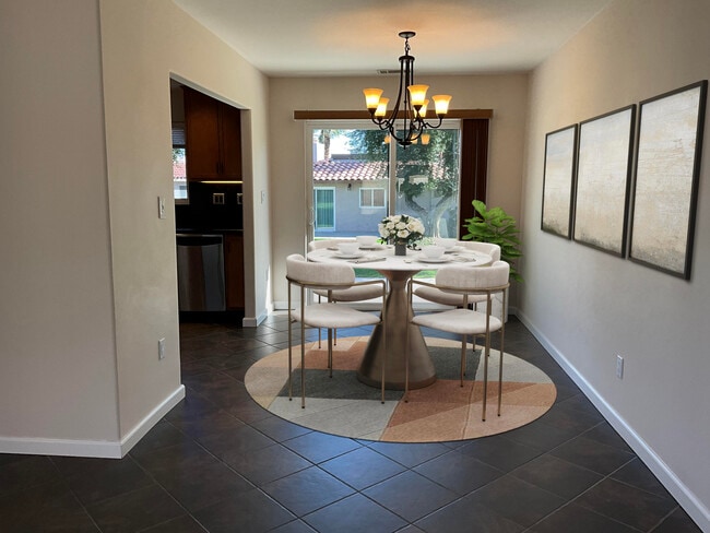 75325 Pino Dr in Palm Desert, CA - Building Photo - Building Photo