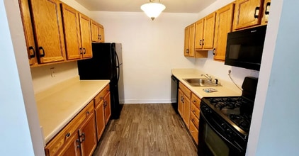 808 Brook Hill Rd in Richmond, VA - Building Photo - Building Photo