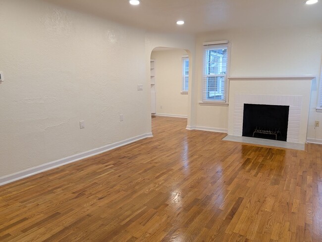 1002 S 12th St in Mount Vernon, WA - Building Photo - Building Photo