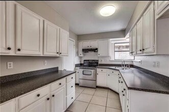 2523 Sunscape Ln in Dallas, TX - Building Photo - Building Photo