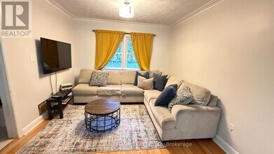 187 Mill St in Richmond Hill, ON - Building Photo - Building Photo