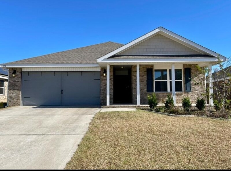 910 Merganser Way in Crestview, FL - Building Photo