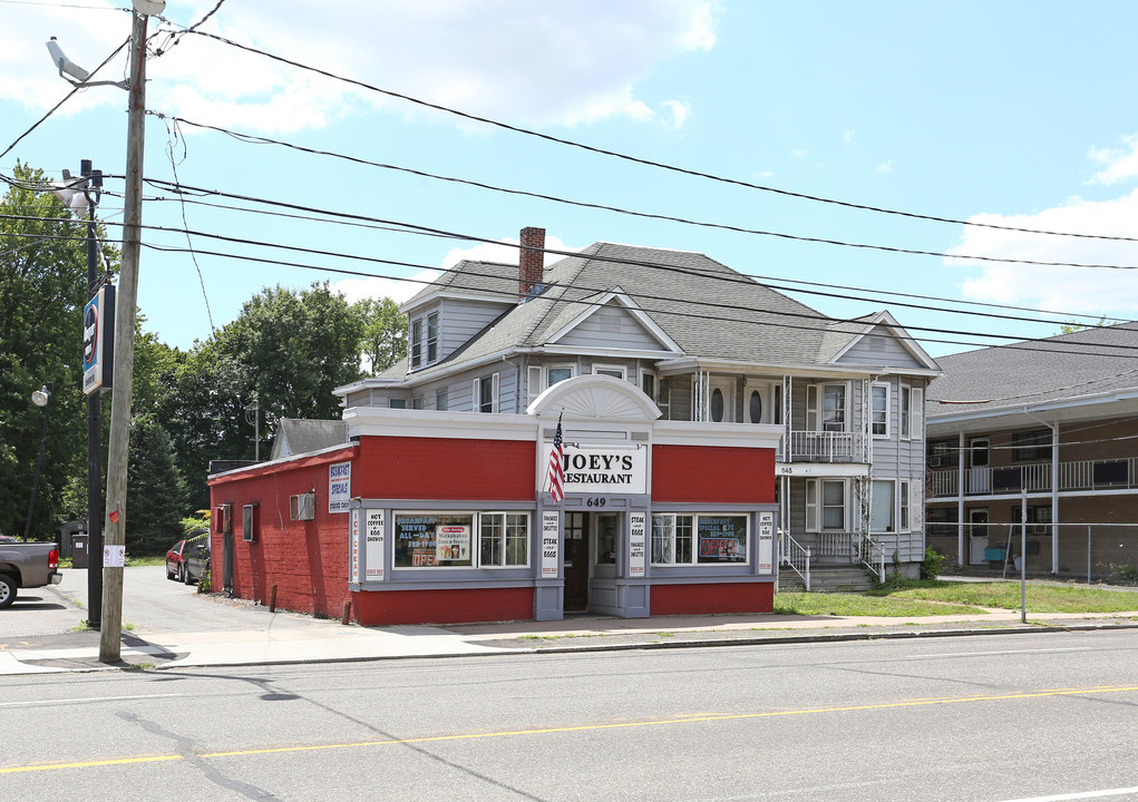 643-645 Burnside Ave in East Hartford, CT - Building Photo