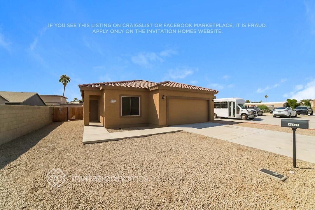 10208 N 89th Ave in Peoria, AZ - Building Photo