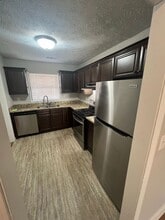 3028 Dale Ct in Snellville, GA - Building Photo - Building Photo