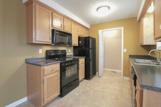 2630 Del Ray Dr in Clarksville, TN - Building Photo - Building Photo