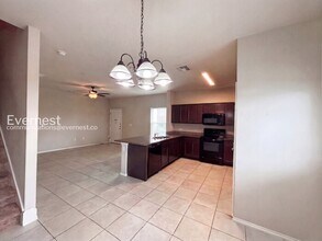 1722 Davidson Rnch Dr in Georgetown, TX - Foto de edificio - Building Photo