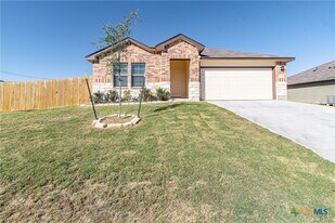 5705 Madelyn Dr in Killeen, TX - Building Photo