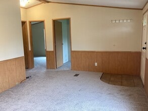 13242 Mentzer Gap Rd in Waynesboro, PA - Building Photo - Building Photo