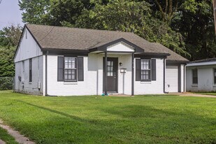 1619 S Kentwood Ave in Springfield, MO - Building Photo