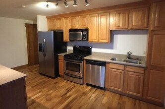 443 W Eugenie St in Chicago, IL - Building Photo - Building Photo