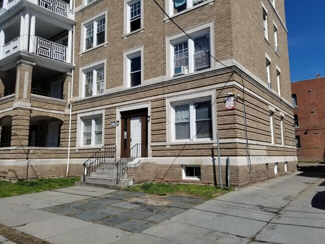 116 Ashley St-Unit -4 in Hartford, CT - Foto de edificio - Building Photo