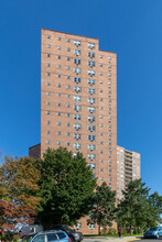 Skyview on the Hudson in Bronx, NY - Building Photo - Building Photo