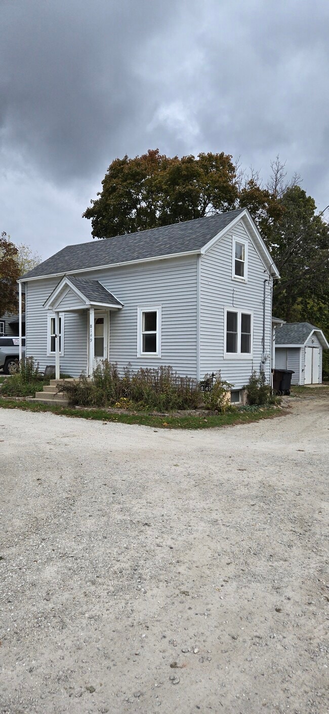 property at 8149 Antioch Rd