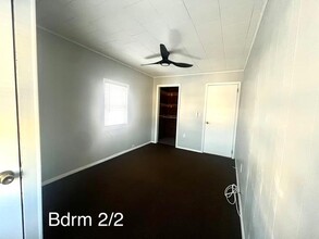 94 West Blvd-Unit -2 in East Rockaway, NY - Foto de edificio - Building Photo