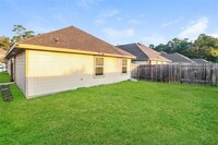 2533 N Lina Ct in Conroe, TX - Foto de edificio - Building Photo