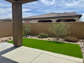 78885 Ballare Pkwy in Palm Desert, CA - Building Photo - Building Photo