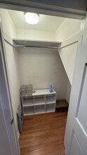 185 Lake Shore Dr, Unit Apt in Mahopac, NY - Building Photo - Building Photo