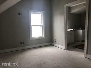 43 Cypress St in Watertown, MA - Building Photo - Building Photo