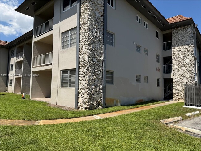 property at 13900 Lake Placid Ct
