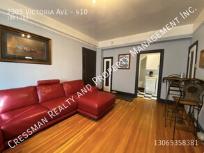 2305 Victoria Ave in Regina, SK - Building Photo - Building Photo