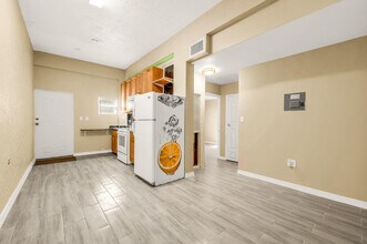 751 NW 2nd St in Boynton Beach, FL - Building Photo - Building Photo