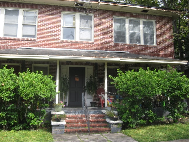 property at 2777 Post St
