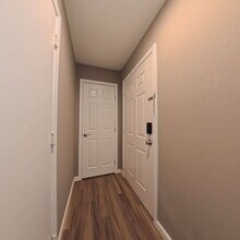 6255 W Arby Ave in Las Vegas, NV - Building Photo - Building Photo