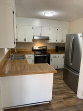 286 R Sands Rd, Unit 286 in Aberdeen, NC - Foto de edificio - Building Photo