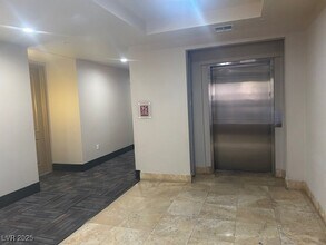 19 E Agate Ave in Las Vegas, NV - Building Photo - Building Photo