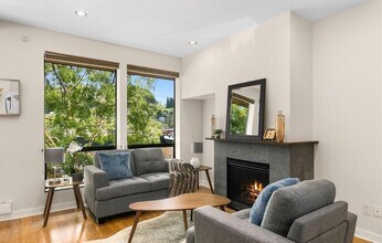 3822 S Hudson St in Seattle, WA - Building Photo - Building Photo