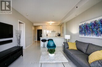 156 Portland St in Toronto, ON - Building Photo - Building Photo