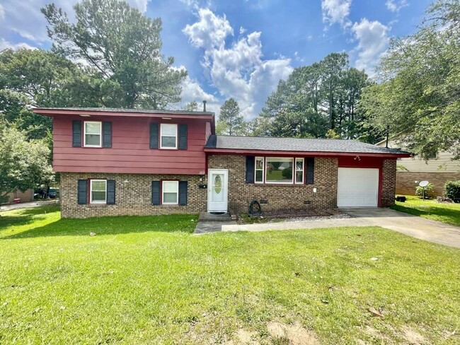 property at 3213 McChoen Dr
