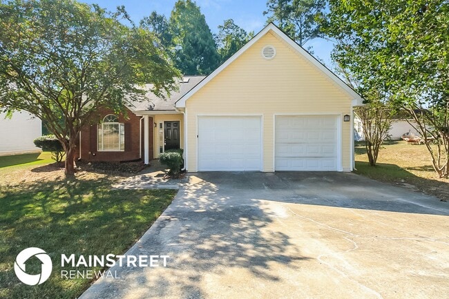property at 6695 Emerald Pointe Cir