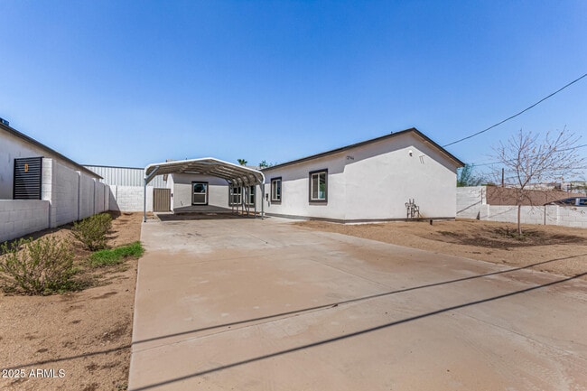property at 2746 W Pima St