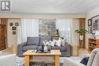 14 Whitelock Crescent in Toronto, ON - Building Photo - Building Photo