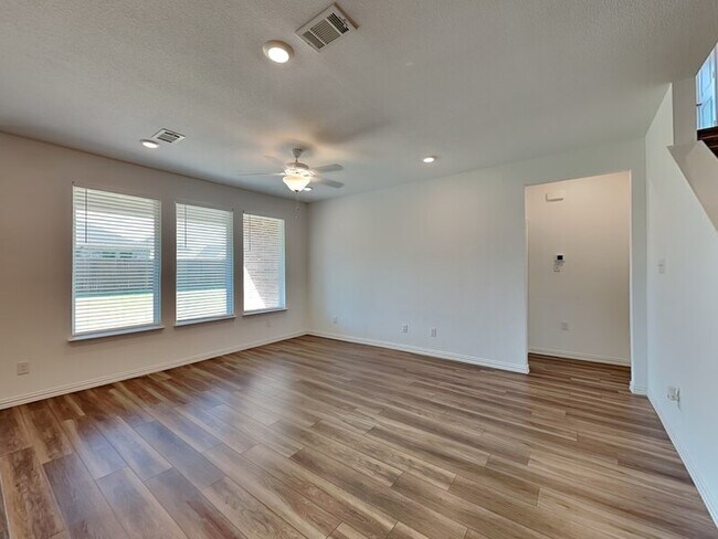 1509 Gentle Crk Ln in Haslet, TX - Building Photo - Building Photo