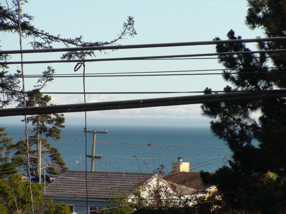 314 Hillcrest Dr in Aptos, CA - Foto de edificio