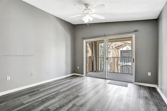 4820 N State Rd 7 in Coconut Creek, FL - Building Photo - Building Photo
