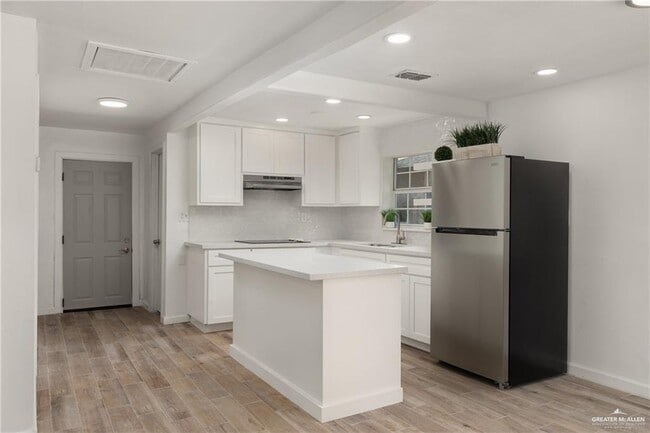 3509 Katrina Ave in McAllen, TX - Building Photo - Building Photo
