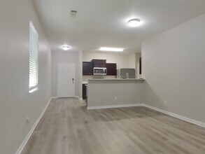 2055 Sweet Lilac Dr in Houston, TX - Building Photo - Building Photo