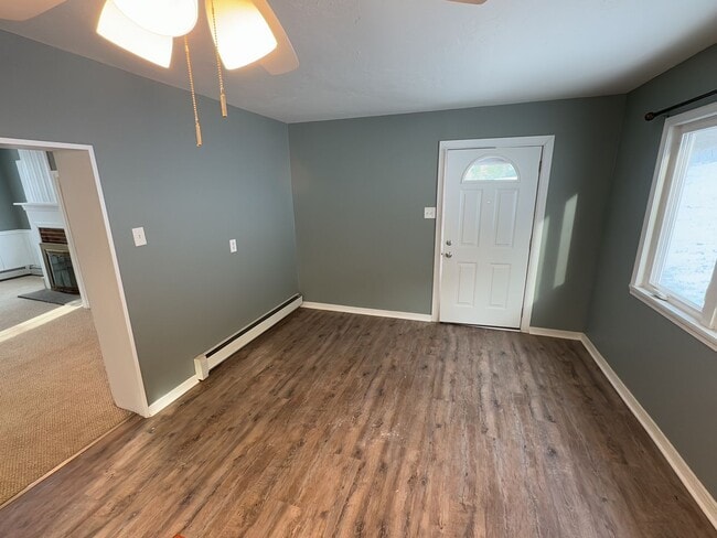 4672 Myers Rd in Glen Rock, PA - Building Photo - Building Photo