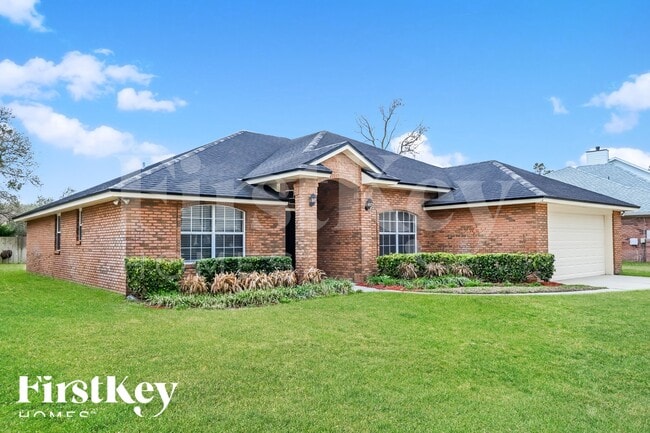 13528 Osprey Point Dr, Unit 1 in Jacksonville, FL - Building Photo - Building Photo