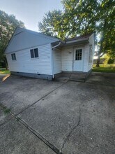 3022 Betty Ln in Louisville, KY - Building Photo - Building Photo