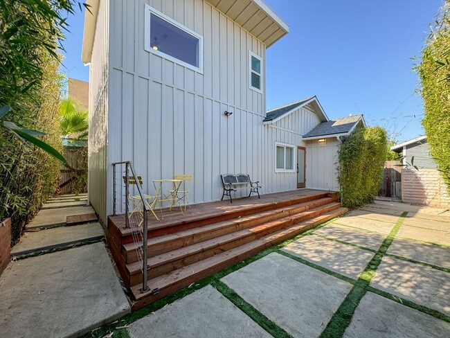 2522 Gleason Ave in Los Angeles, CA - Building Photo - Building Photo