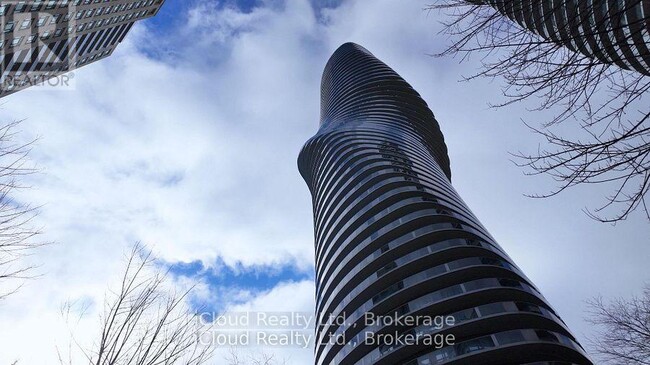 60 Absolute Ave in Mississauga, ON - Building Photo - Building Photo