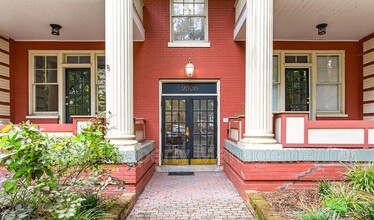2806 Monument Ave in Richmond, VA - Building Photo - Building Photo