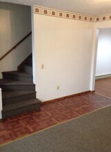 8 Adirondack Rd, Unit F in Hadley, NY - Building Photo - Building Photo